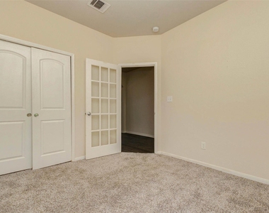 31111 Oneawa Stone Way - Photo Thumbnail 3