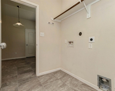 31111 Oneawa Stone Way - Photo Thumbnail 12