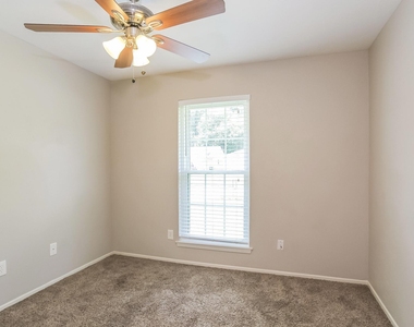 19718 Rackingham Place - Photo Thumbnail 10