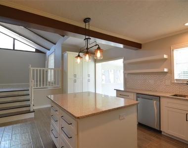 19118 Challe Circle W - Photo Thumbnail 3