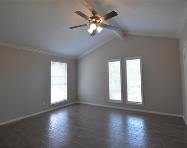 19118 Challe Circle W - Photo Thumbnail 16