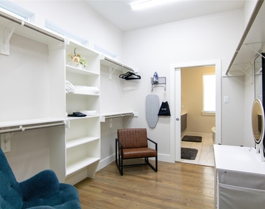 2306 Wipprecht Street - Photo Thumbnail 26