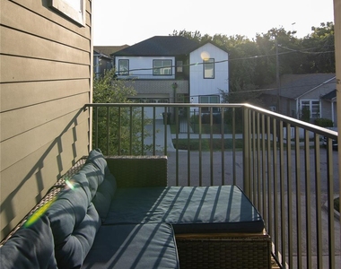 2306 Wipprecht Street - Photo Thumbnail 19