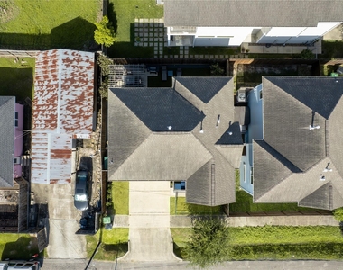 2306 Wipprecht Street - Photo Thumbnail 33