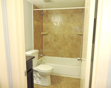 10555 Turtlewood Court - Photo Thumbnail 12