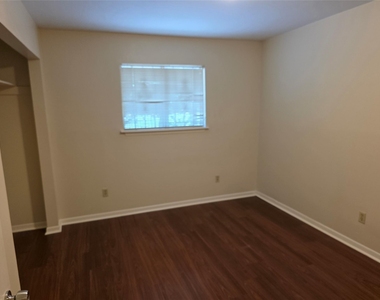 4601 Reveille Street - Photo Thumbnail 11