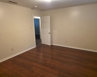 4601 Reveille Street - Photo Thumbnail 17