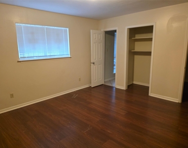 4601 Reveille Street - Photo Thumbnail 14