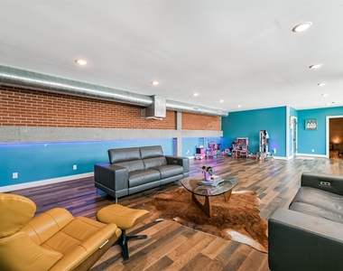 2415 Church Street - Photo Thumbnail 6
