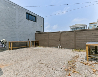 2415 Church Street - Photo Thumbnail 31