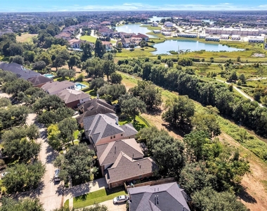 5303 Riverstone Crossing Drive - Photo Thumbnail 36