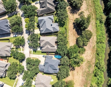 5303 Riverstone Crossing Drive - Photo Thumbnail 35
