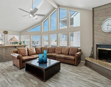21812 Frio Drive - Photo Thumbnail 10