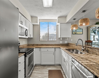 21812 Frio Drive - Photo Thumbnail 16