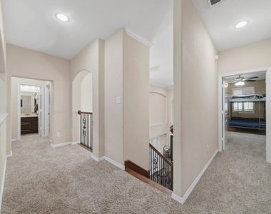 11 Marino Drive - Photo Thumbnail 22