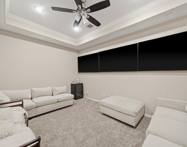 11 Marino Drive - Photo Thumbnail 23