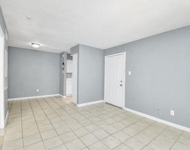 5959 Bonhomme Road - Photo Thumbnail 5