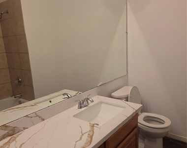 15114 Farndale Drive - Photo Thumbnail 15