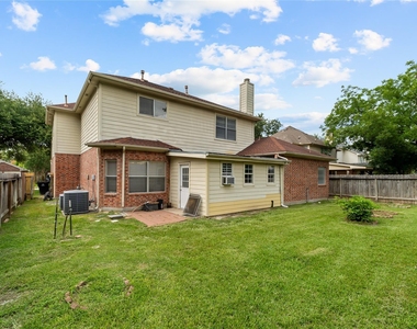4111 Surreydon Drive - Photo Thumbnail 32