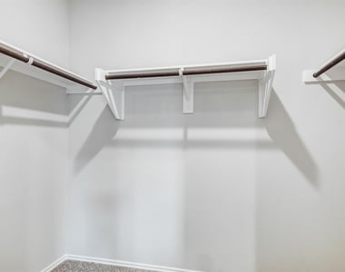9304 Colonial Bent Court - Photo Thumbnail 15