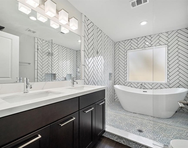 1511 Mcneil Street - Photo Thumbnail 7