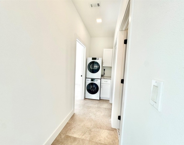 2102 Mechanic Street - Photo Thumbnail 11