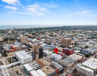 2102 Mechanic Street - Photo Thumbnail 3