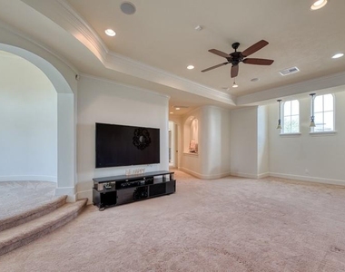 5623 Waters Landing Lane - Photo Thumbnail 32