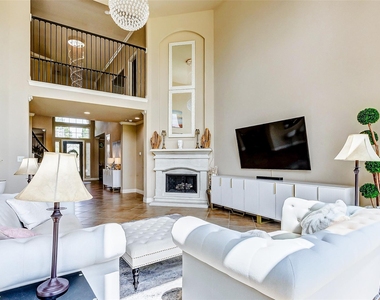 16214 Canova Hill Lane - Photo Thumbnail 12