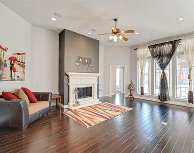 5422 Linden Rose Lane - Photo Thumbnail 11