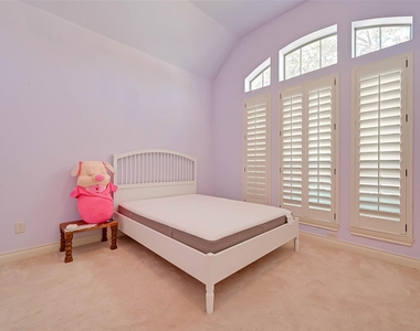5422 Linden Rose Lane - Photo Thumbnail 25