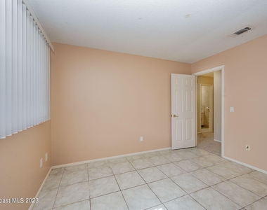 608 Sacre Coeur Drive - Photo Thumbnail 11