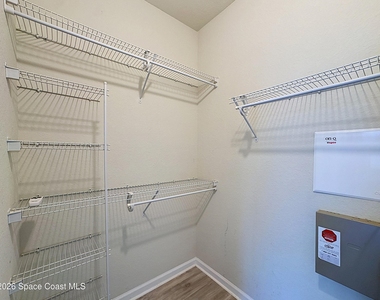 1626 Peregrine Circle - Photo Thumbnail 13
