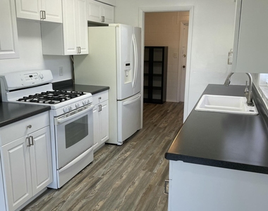 60 Barbados Drive - Photo Thumbnail 5