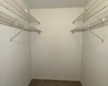 7400 N Highway 1 - Photo Thumbnail 14