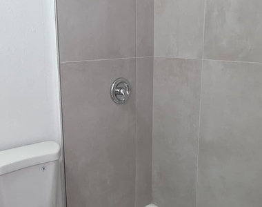 1047 Japonica Lane - Photo Thumbnail 7