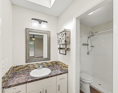 1242 Laconia Street - Photo Thumbnail 11