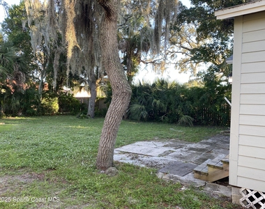 1907 Fletcher Street - Photo Thumbnail 18