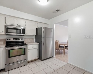 1706 Belleair Forest Drive - Photo Thumbnail 9
