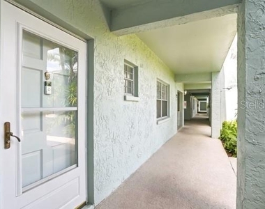 1706 Belleair Forest Drive - Photo Thumbnail 3