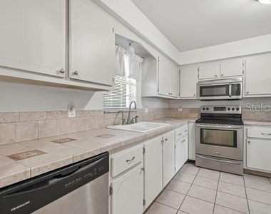 1706 Belleair Forest Drive - Photo Thumbnail 8