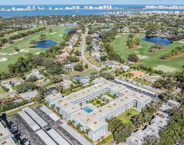 1706 Belleair Forest Drive - Photo Thumbnail 2