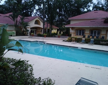 5620 Pinnacle Heights Circle - Photo Thumbnail 10