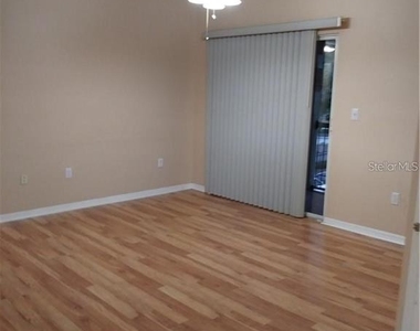 5620 Pinnacle Heights Circle - Photo Thumbnail 6