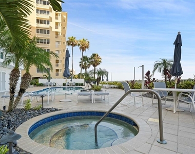 1350 Gulf Boulevard - Photo Thumbnail 24