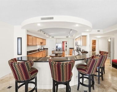 1350 Gulf Boulevard - Photo Thumbnail 6