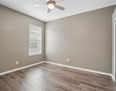 6111 Gannetside Place - Photo Thumbnail 4