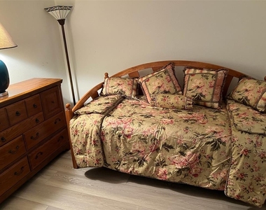 333 Woodlake Wynde - Photo Thumbnail 21