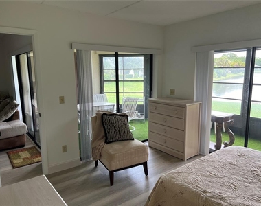 333 Woodlake Wynde - Photo Thumbnail 19