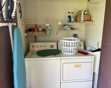 333 Woodlake Wynde - Photo Thumbnail 39